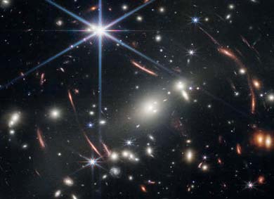 Скупчення галактик SMACS 0723. Фото з телескопа Джеймса Вебба. 2022